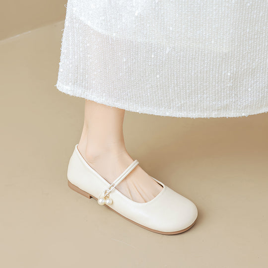 Damen Ballerinas mit modischem Riemchen und Perlenanhängern EB