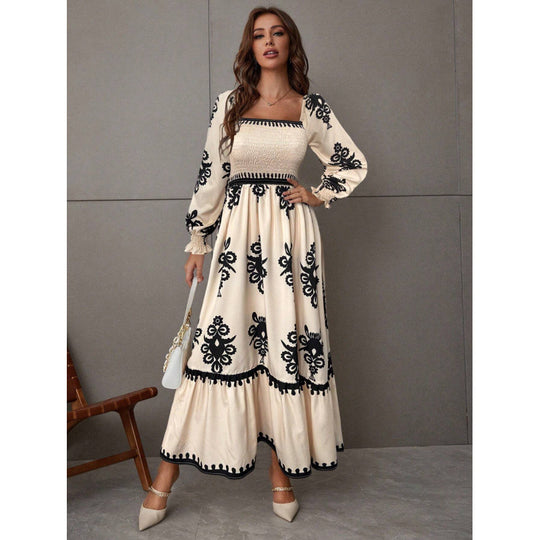 Damen Maxikleid mit Puffärmeln und elegantem Stickmuster EB