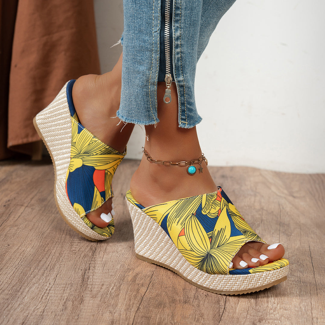 Damen Plateau-Mules mit floralem Design und bequemer Sohle EB