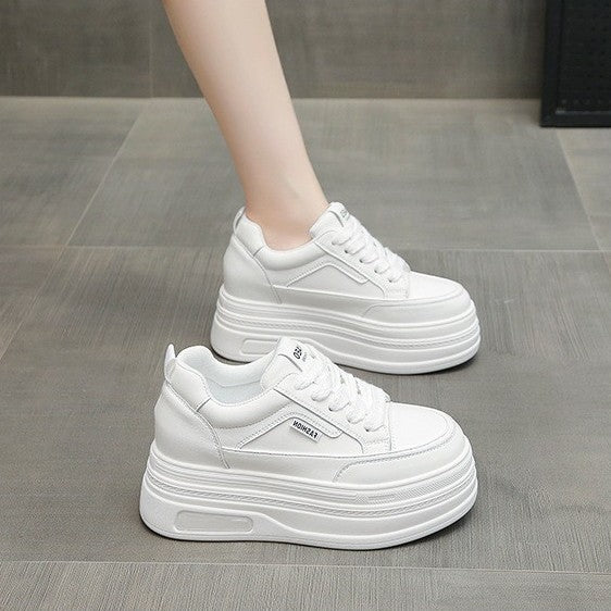 Damen Plateau Sneakers mit ergonomischer Sohle und modischem Design EB