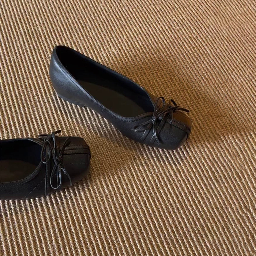 Damen Ballerinas mit verstellbarem Riemchen und bequemer Fersenpolsterung EB
