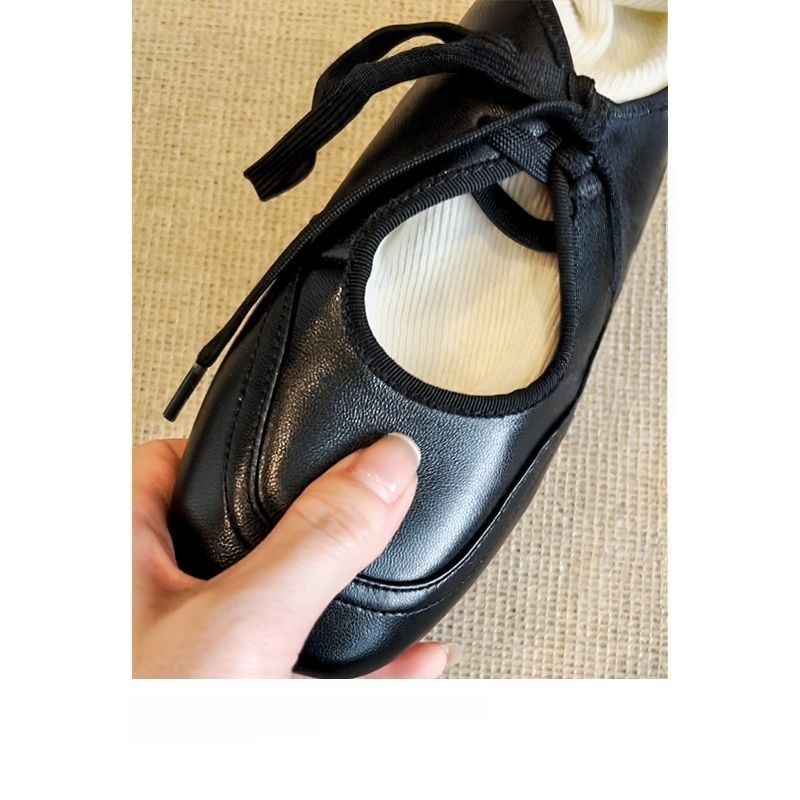 Damen Bequeme Schnürer im Retro‑Ballerina‑Look mit verstecktem Keil und Komfortfußbett EB