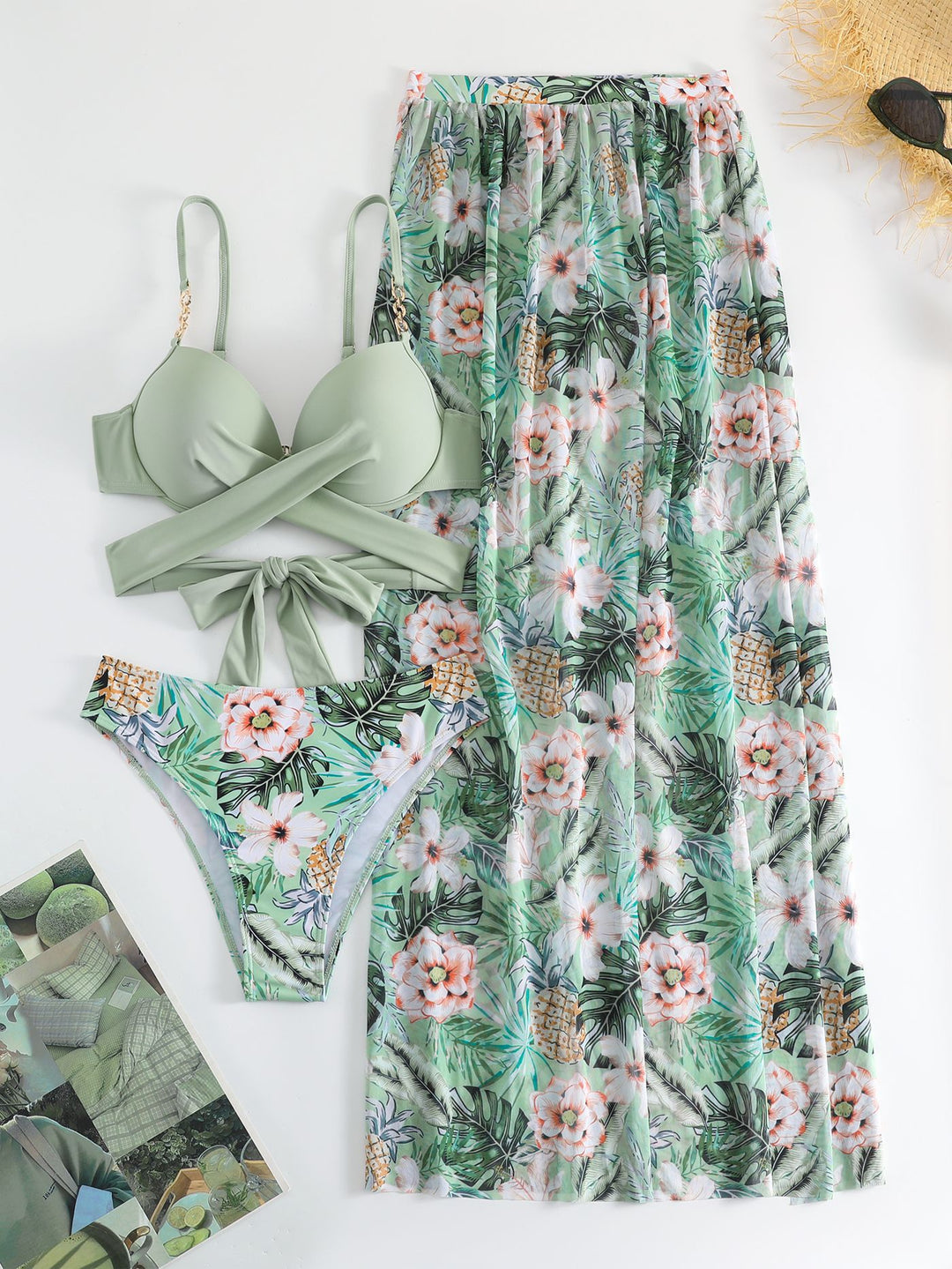 Damen Bikini-Set mit floralem Rock und modischem Oberteil EB