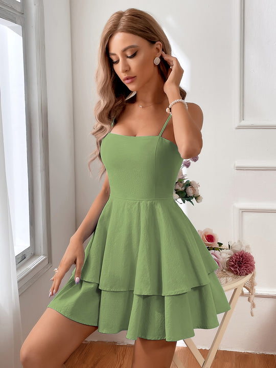 Damen fließendes Freizeitkleid mit voluminösen Rüschenschichten EB