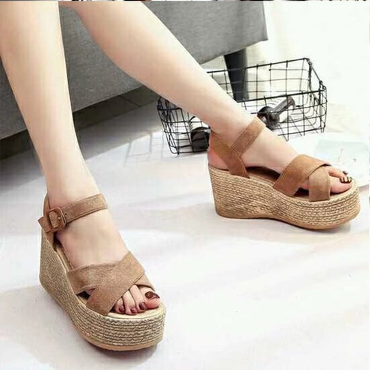 Damen Strapazierfähige Keilabsatz-Sandalen mit modischem Riemchen-Design EB