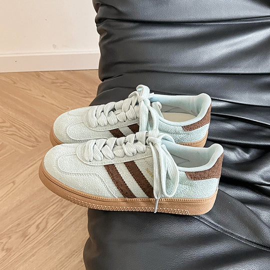 Damen Sneakers mit hochwertigem Velours-Obermaterial und rutschfester Gummisohle EB