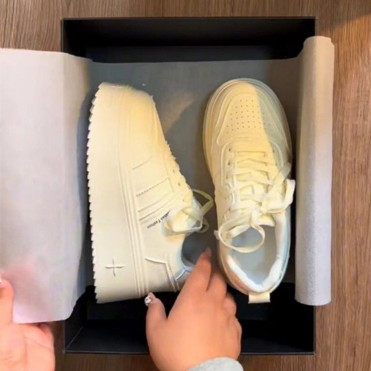 Damen Sneaker mit trendigem, strukturiertem Obermaterial und komfortabler Laufsohle EB