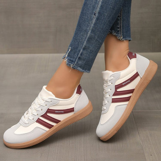 Damen Retro-Sneaker mit Veloursleder-Optik, gepolstertem Komfortfußbett und profilierter Gummilaufsohle EB