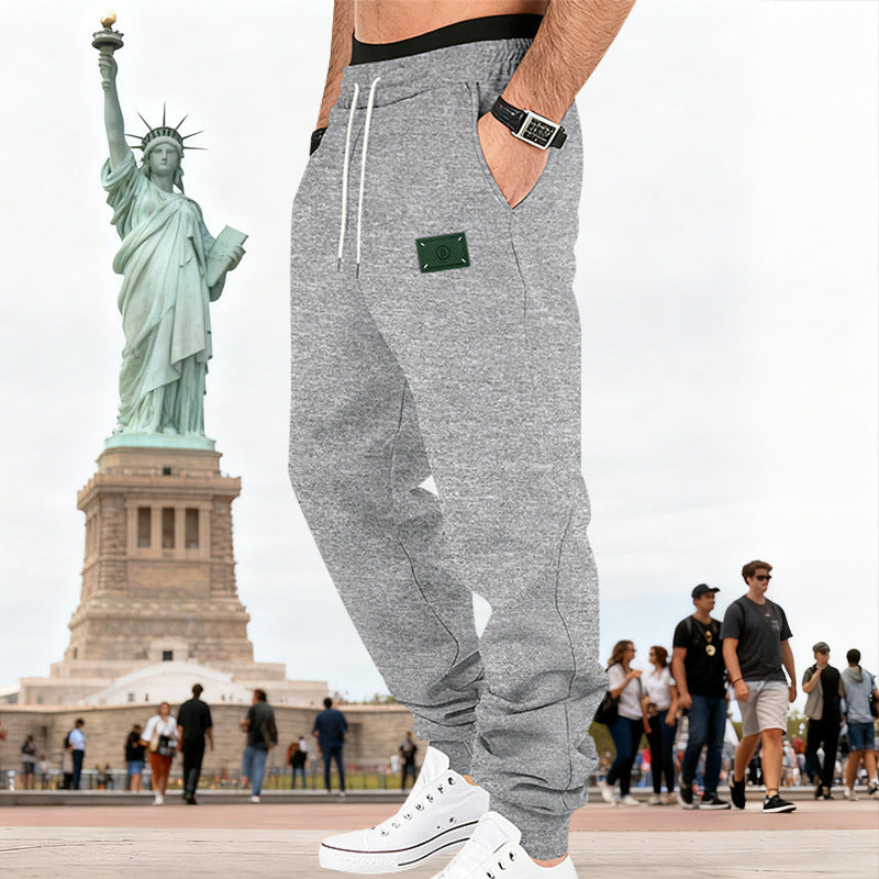 Herren Slim-Fit Sweat-Jogger mit elastischem Bund, Tunnelzug und gerippten Bündchen EB
