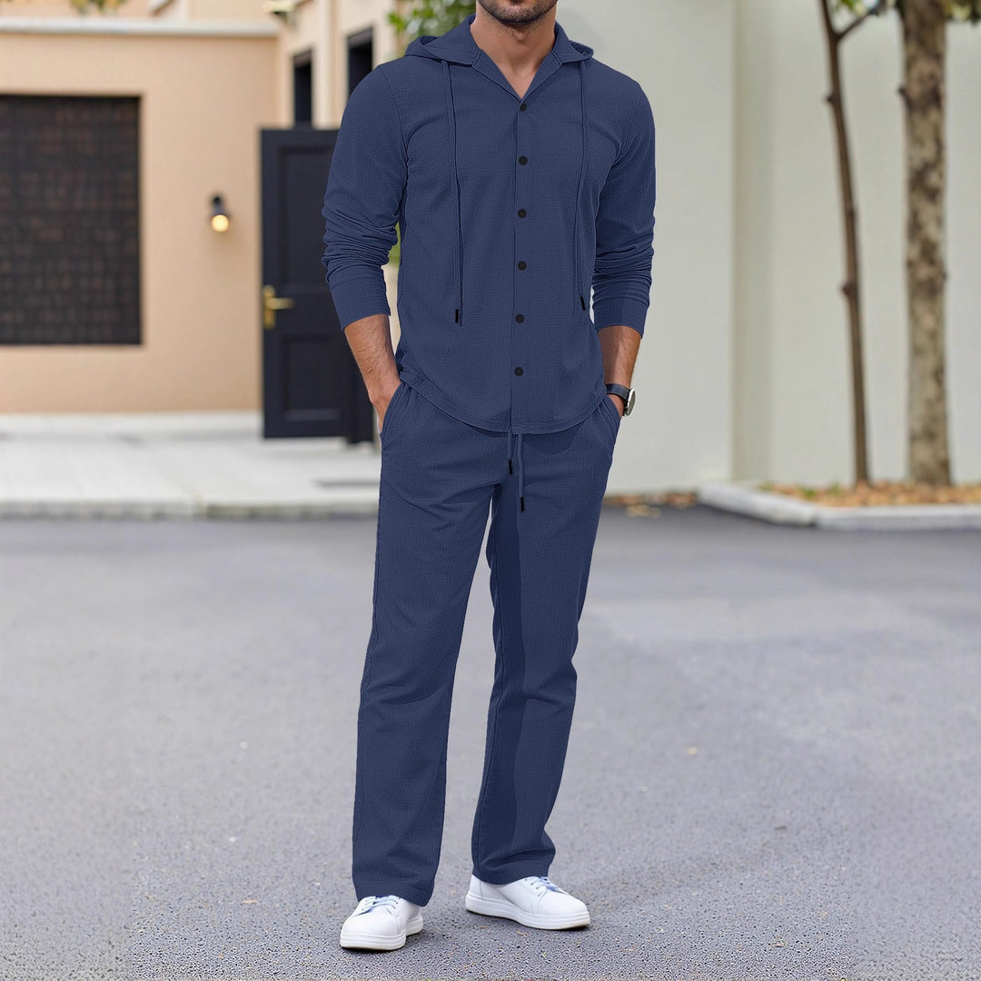 Herren lässiges Kapuzenshirt mit praktischen Taschen und Jogginghose EB