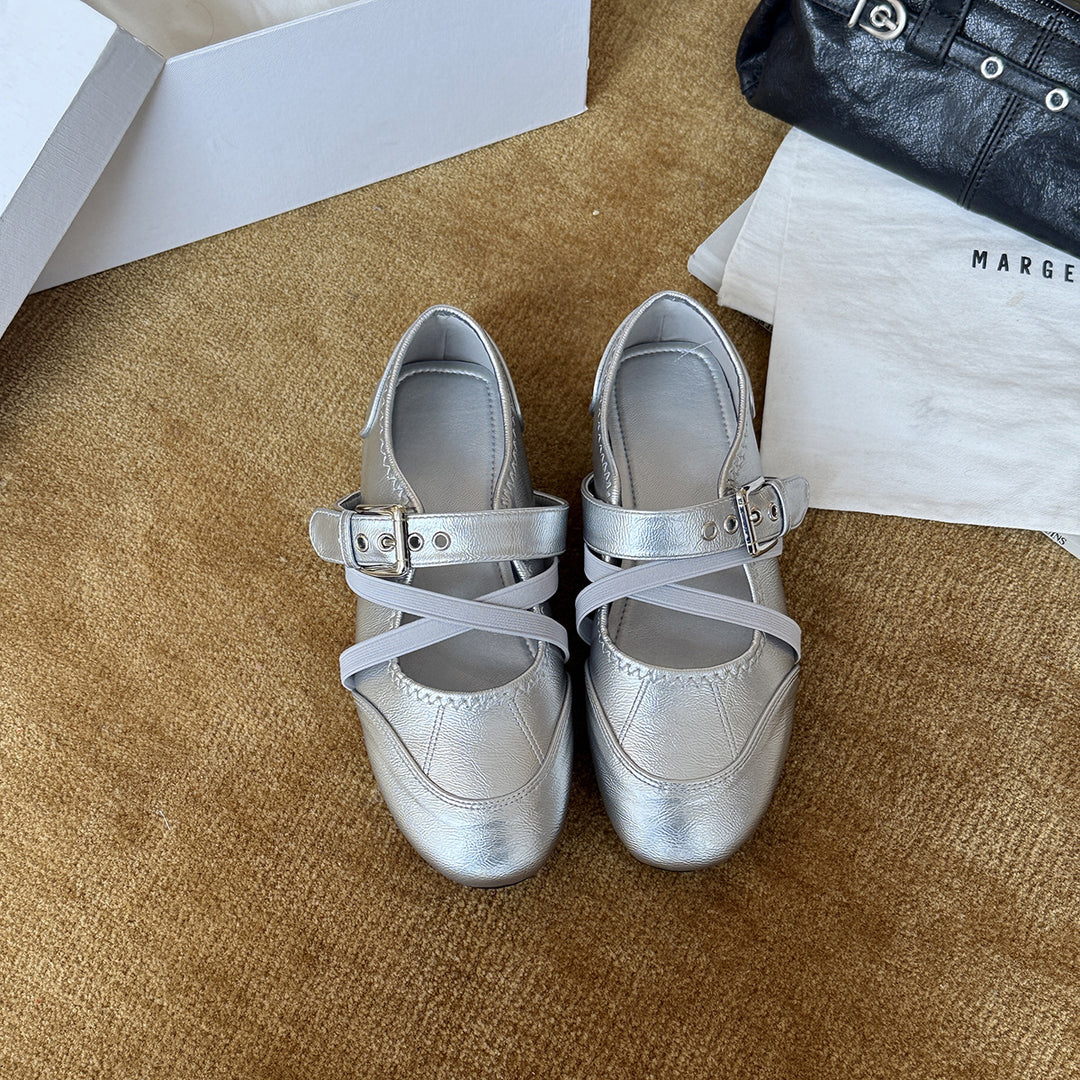 Damen Elegante Ballerinas mit doppeltem Riemen und hochwertiger Lederoberfläche EB