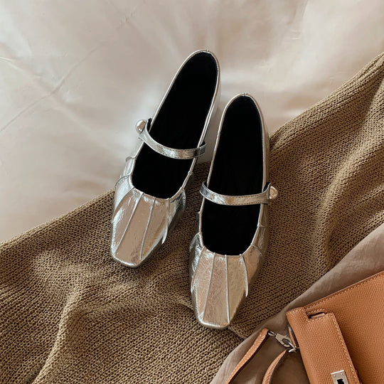 Damen Elegante Ballerinas mit modischem Riemchen und schicker Schnalle EB