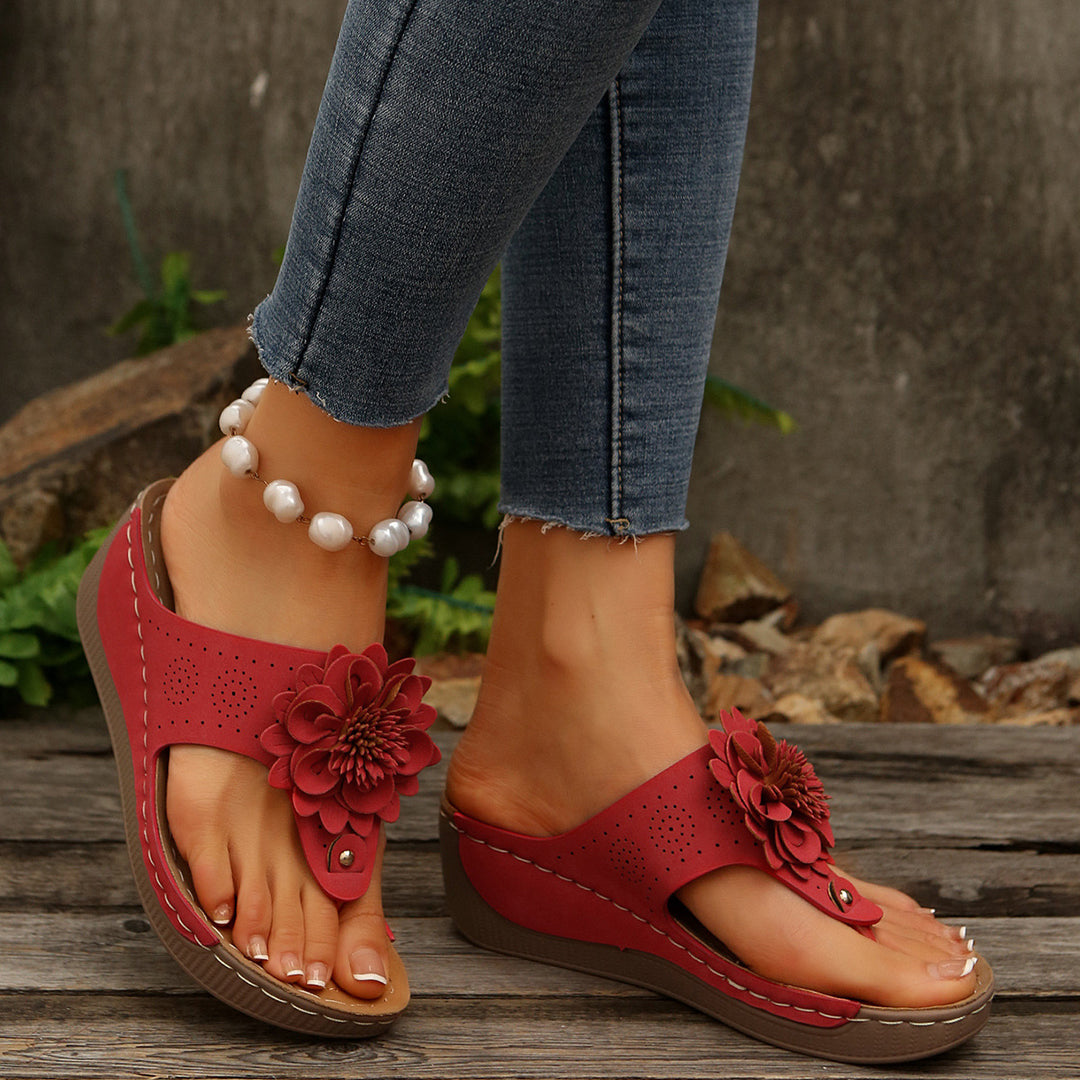Damen Komfortable Sandalen mit Blumenapplikationen EB