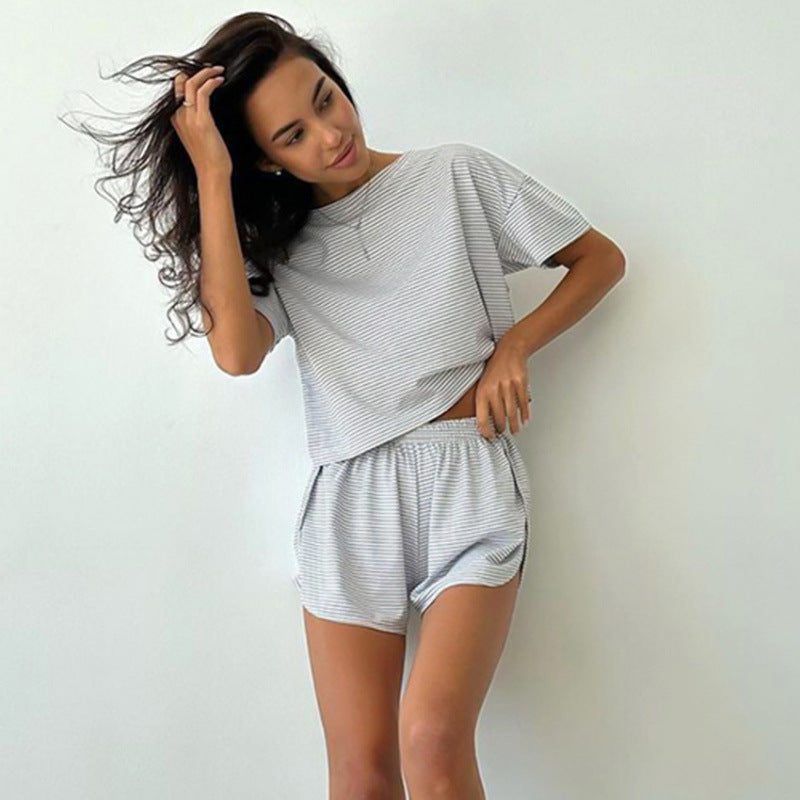 Damen stylisches Freizeit-Set mit lockerem Kurzarm-Top und Shorts EB