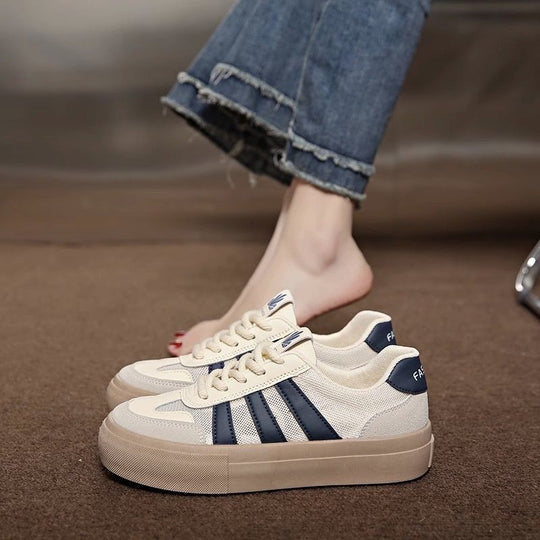 Damen Sportliche Sneakers mit atmungsaktiver Obermaterialkombination und dämpfender Laufsohle EB