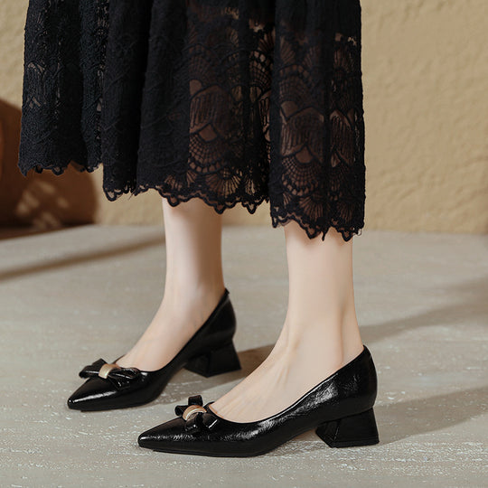 Damen elegante Ballerinas mit modischer Schleifenapplikation und komfortablem Blockabsatz EB