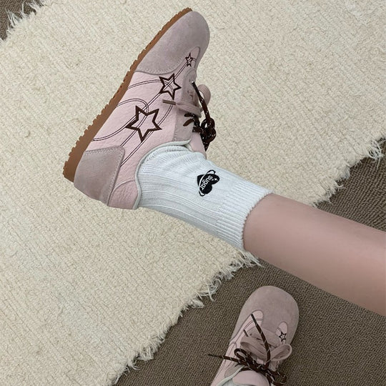 Damen Sneaker mit modischem Sternen-Design und rutschfester Sohle EB