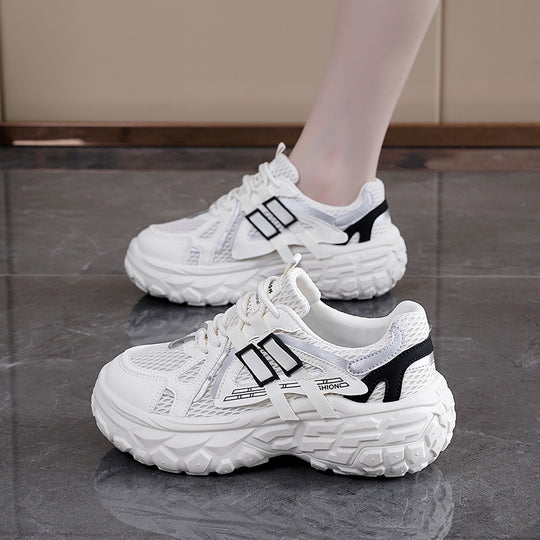 Damen Sportliche Sneakers mit atmungsaktivem Mesh-Obermaterial und stoßdämpfender Sohle EB
