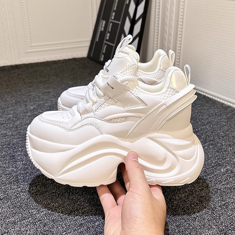 Damen Plateau-Sneaker mit extrem dämpfender Sohle und atmungsaktiver Oberfläche EB