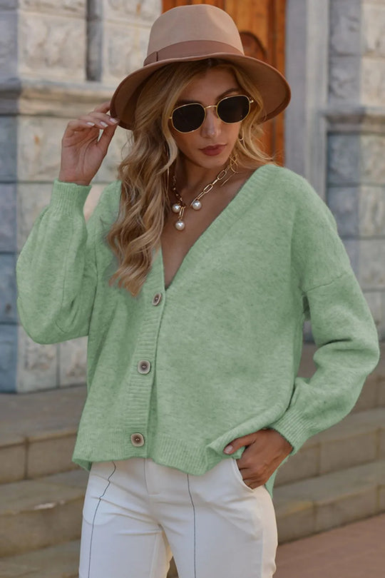 Damen Grobstrickcardigan mit lässigem V-Ausschnitt und dekorativen Knopfdetails EB