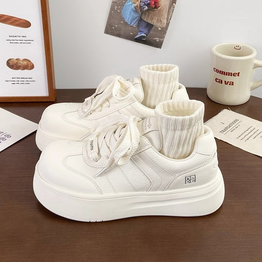 Damen Komfortable Sneaker mit dicker Sohle und atmungsaktivem Obermaterial EB
