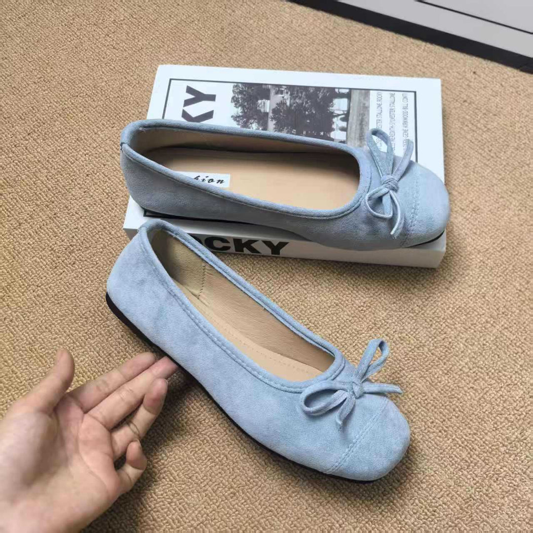 Damen Ballerinas mit glänzender Oberfläche und verspieltem Schleifen-Detail EB