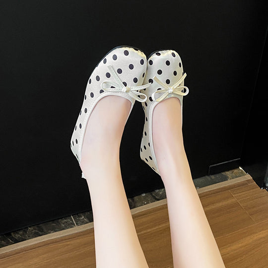 Damen Ballerinas mit verspieltem Punktedesign und zartem Schleifen-Detail EB