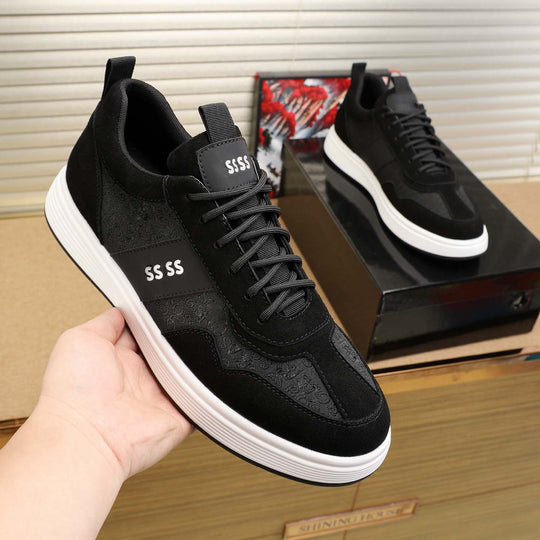 Damen Sportliche Sneakers mit atmungsaktiven Obermaterial und rutschfester Sohle EB
