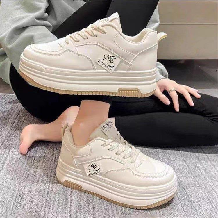 Damen Sportliche Lauf-Sneaker mit modischem Design und dämpfender Sohle EB