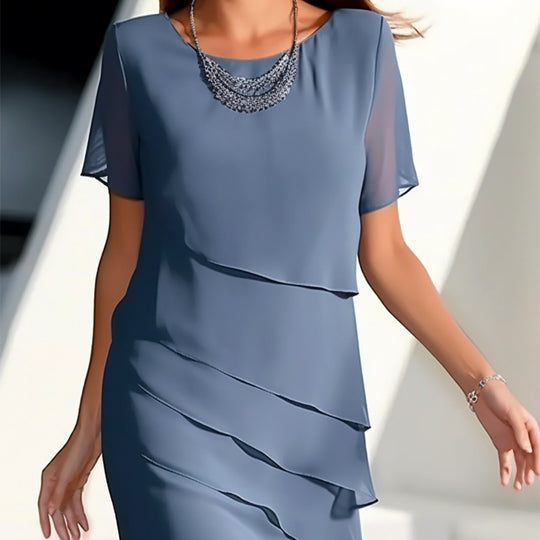 Damen Elegantes und fließendes Kleid mit Layering-Effekt EB