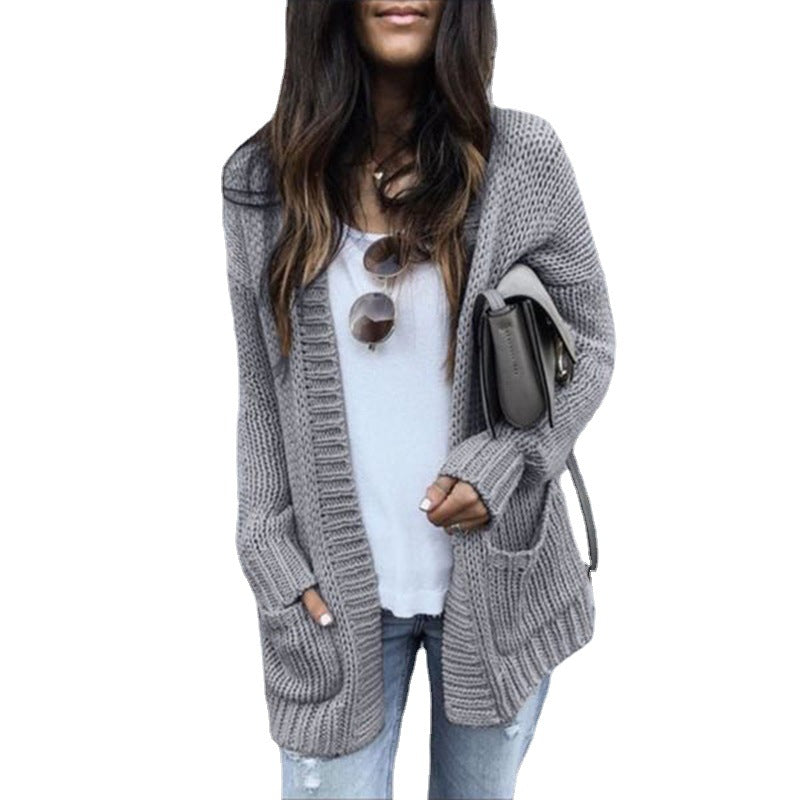 Damen Strickjacke mit tiefem V-Ausschnitt und praktischen Taschen EB