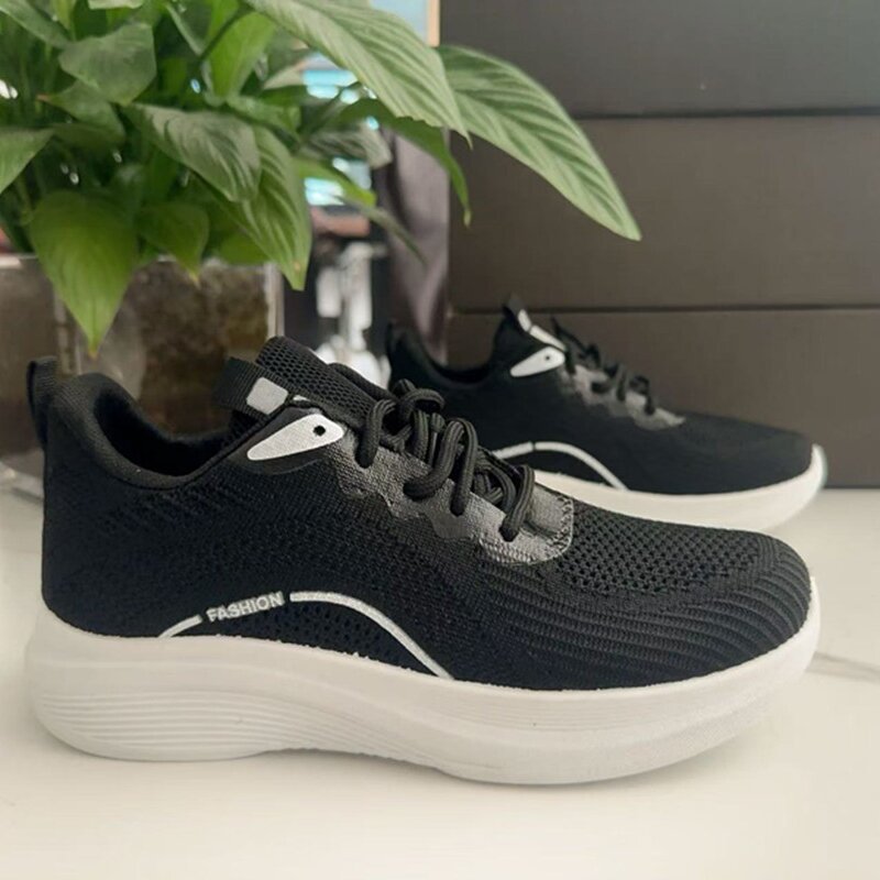 Damen Atmungsaktive Lauf-Sneaker mit stoßdämpfender Sohle und flexibler Struktur EB