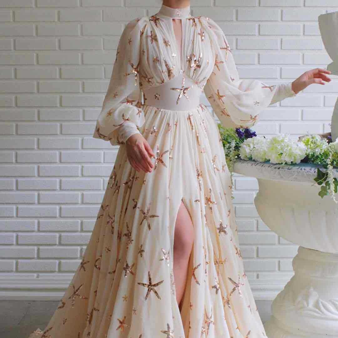 Damen Elegantes Abendkleid mit opulenter Transparenz und funkelnden Pailletten EB