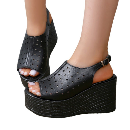 Damen Plateausandalen mit perforiertem Obermaterial und komfortablem Fußbett EB