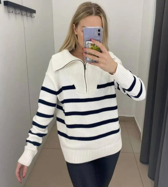 Damen gestreifter Pullover mit hohem Kragen und Reißverschluss EB
