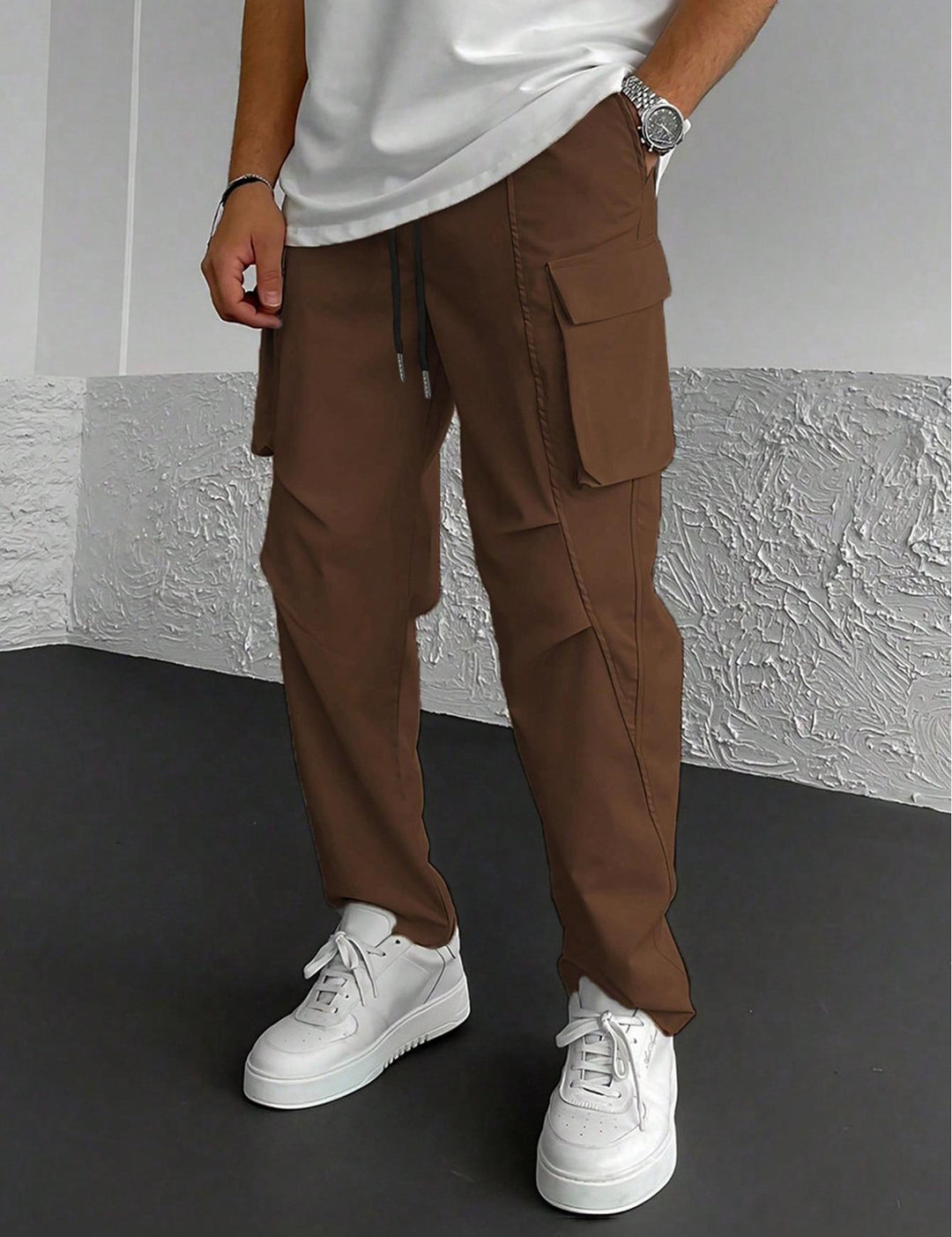 Herren Cargo-Hose mit multifunktionalen Taschen und elastischem Bund EB