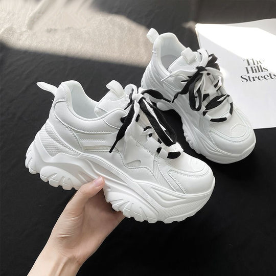 Damen Chunky Sneakers mit ergonomischer Polsterung und innovativer Sohlentechnologie EB