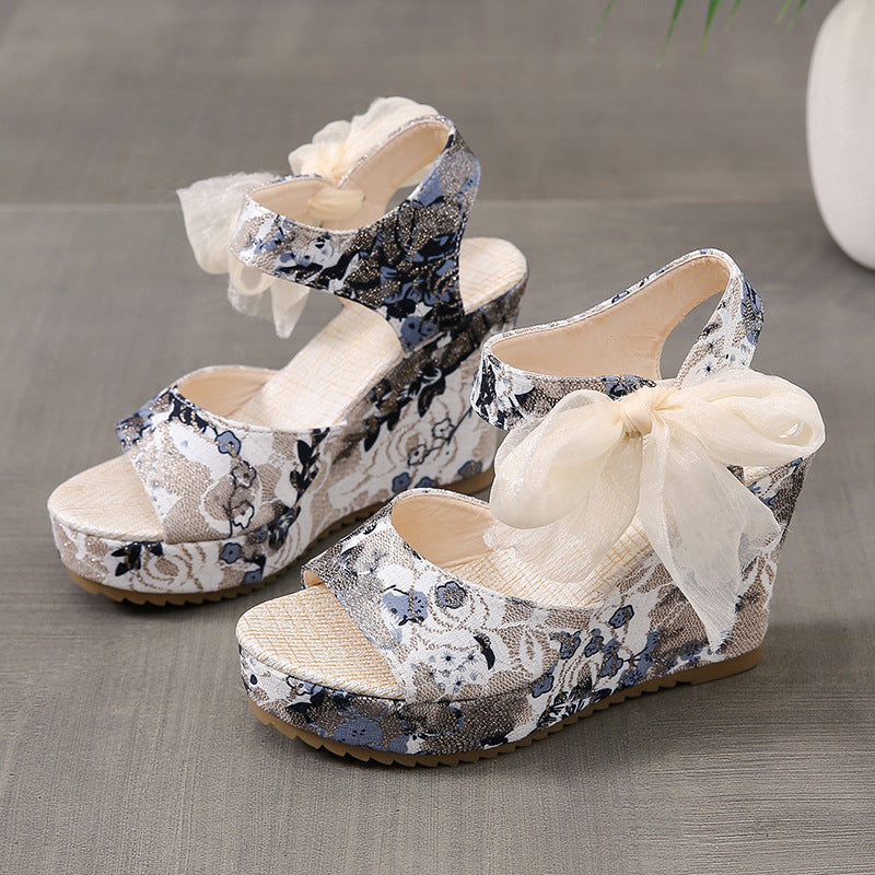 Damen Wedge-Sandaletten mit floralem Design und dekorativem Schleifendetail EB