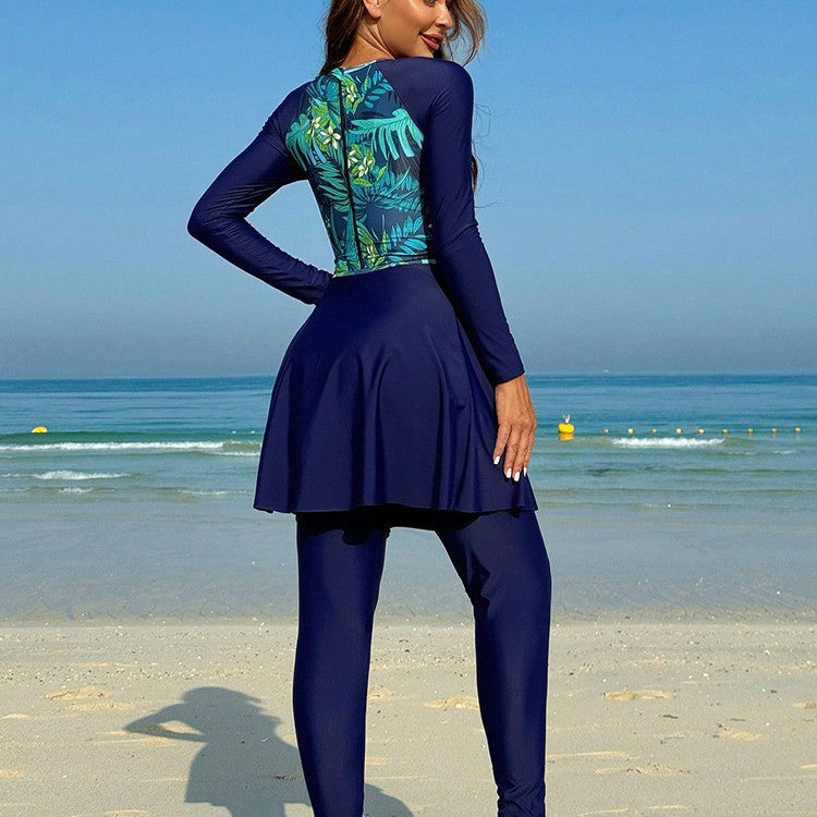 Damen Sportlicher Bademode-Einteiler mit schickem Skirt EB