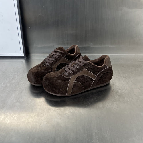 Damen Sportschuhe aus weichem Wildleder mit atmungsaktiver Mesh-Einsatz EB