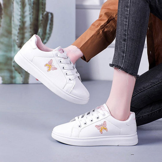 Damen Sneakers mit stilvollem Schmetterlingsmotiv und bequemer Sohle EB