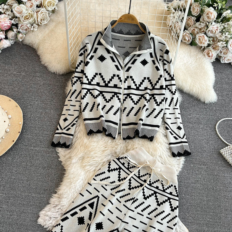 Damen modischer Strickanzug mit geometrischen Mustern EB