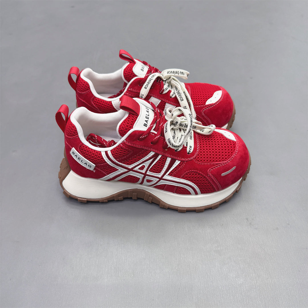 Damen Sportliche Sneakers mit atmungsaktivem Obermaterial und robustem Profil EB