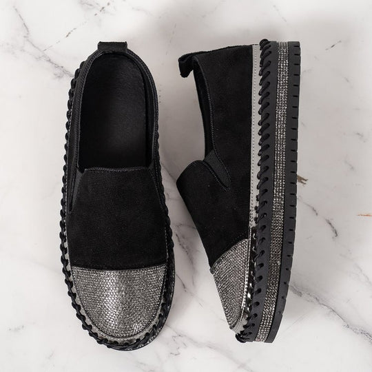 Damen Slip-On Sneakers mit schimmerndem Vorderbereich und modischem Plateau EB