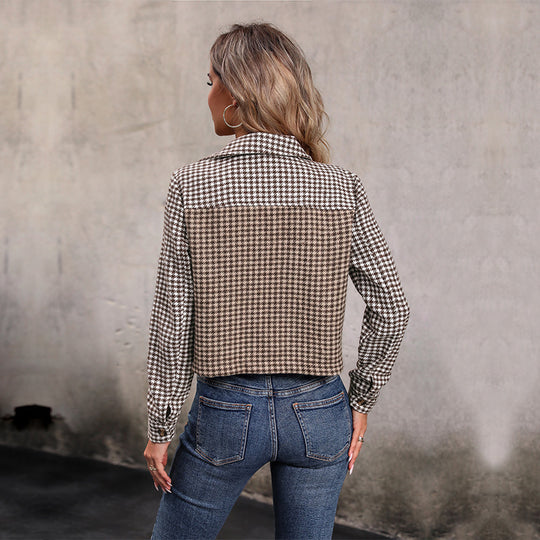 Damen lässige Karo-Jacke mit cropped Schnitt und praktischen Brusttaschen EB