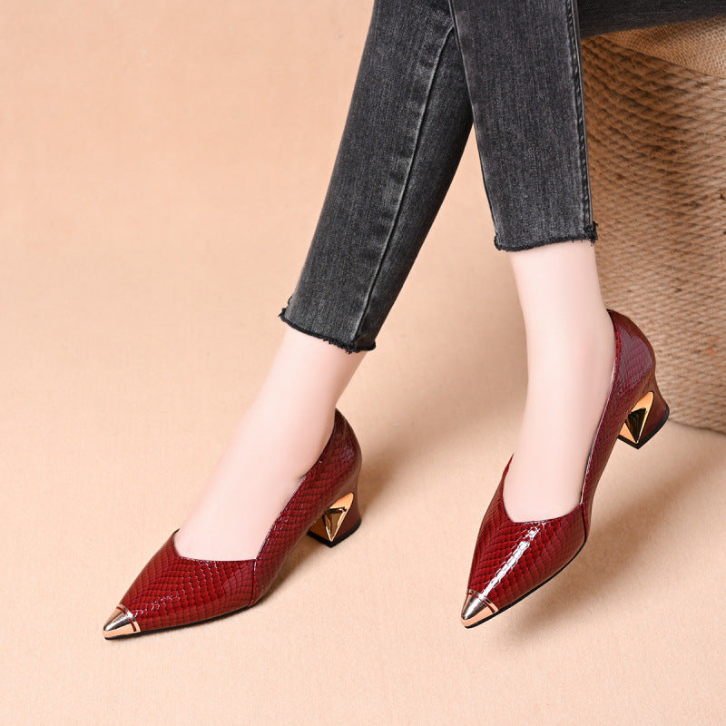Damen Elegante Pumps mit innovativem geometrischem Absatz EB