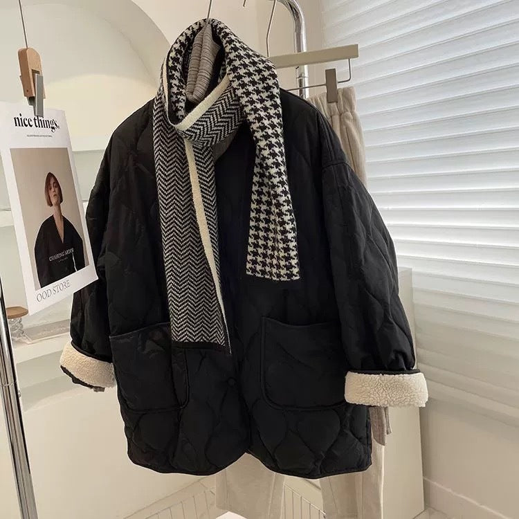 Damen Kuschelige gesteppte Jacke mit großen Taschen EB