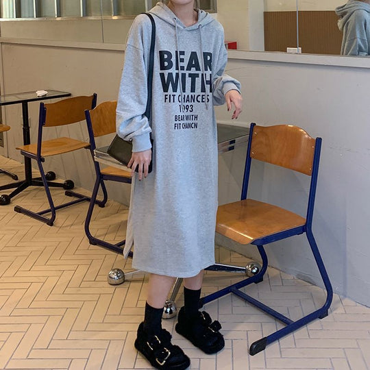 Damen Kapuzenkleid mit lässigem Schnitt und modischem Grafikdesign EB