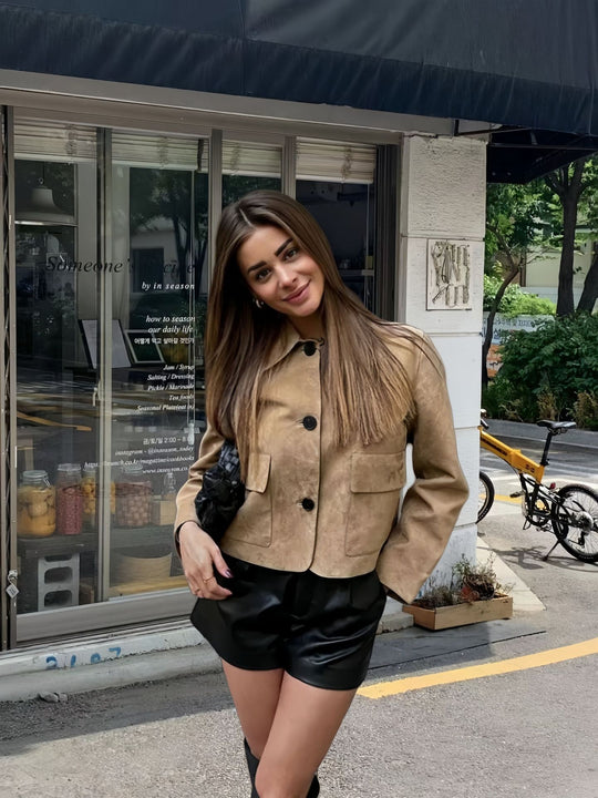 Damen modische Wildlederjacke mit aufgesetzten Taschen EB