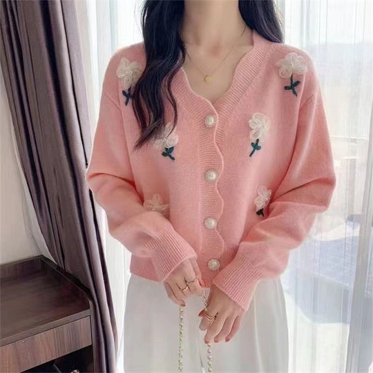 Damen Strickjacke mit floralem Design und eleganten Perlenknöpfen EB